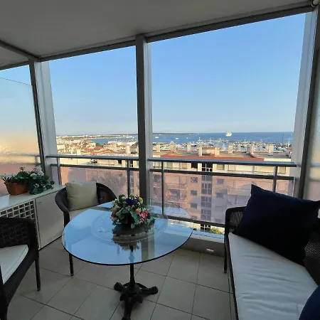 Eden Apartment *