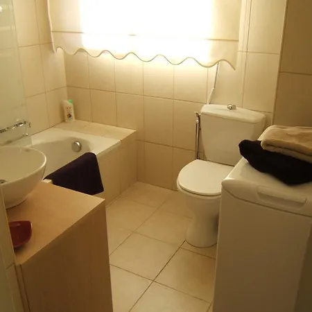 Eden Apartment
